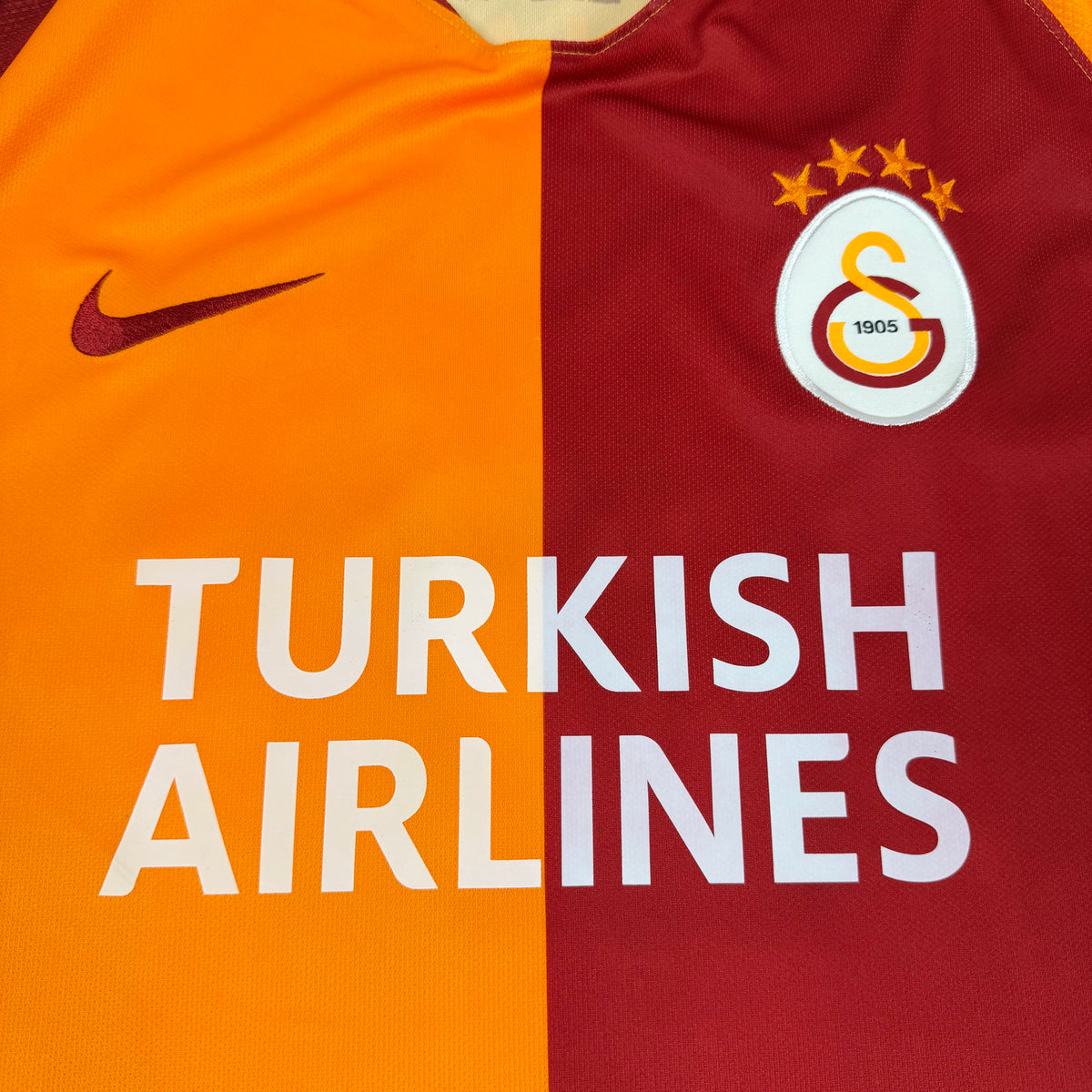 2013/14 Galatasaray Home Shirt - Belhanda - L