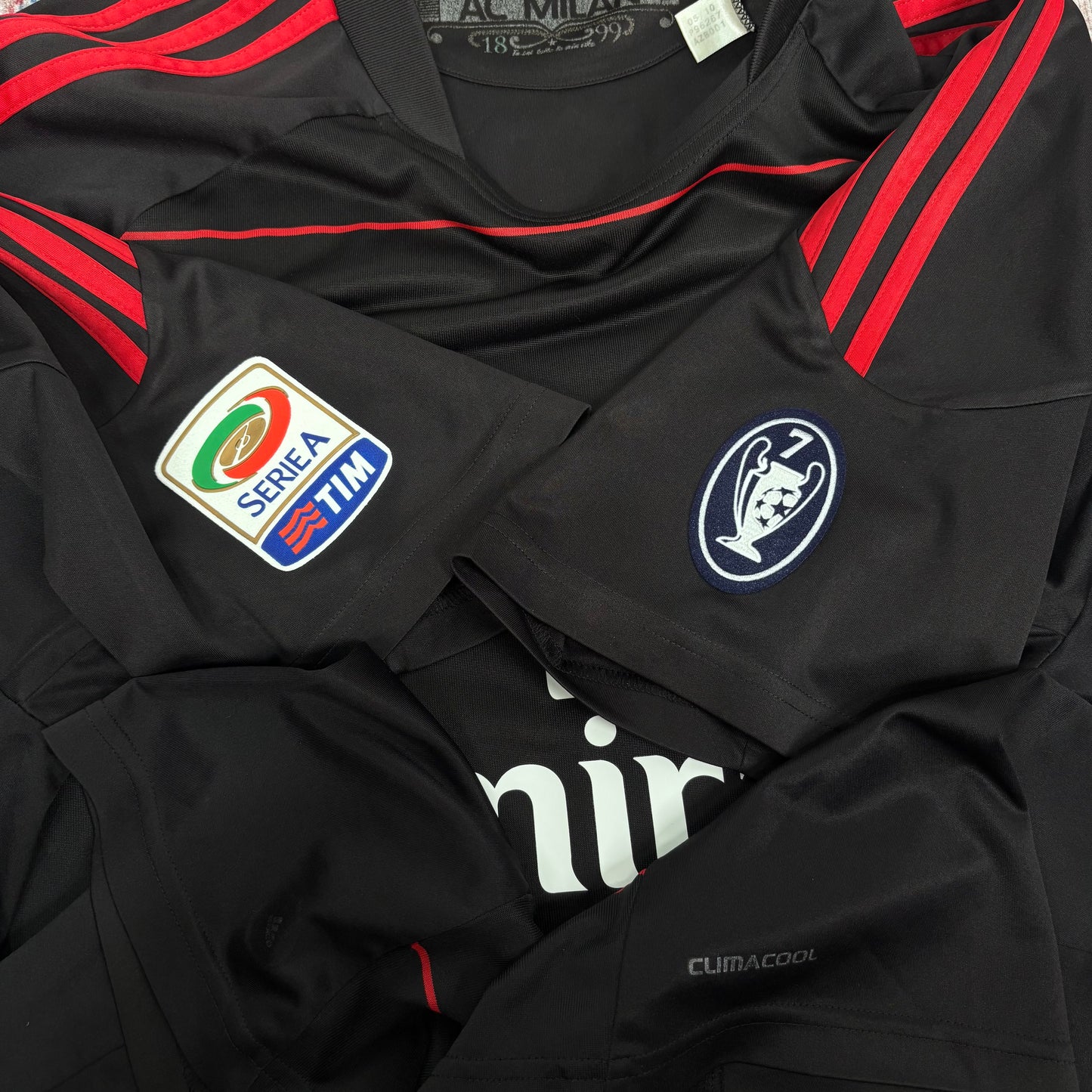 2010/11 AC Milan Third Shirt - Ronaldinho - XL