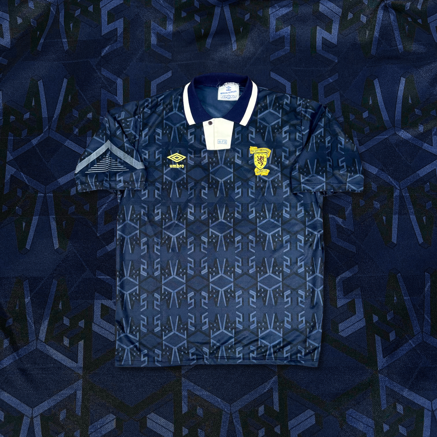 1992/93 Scotland Home Shirt - L