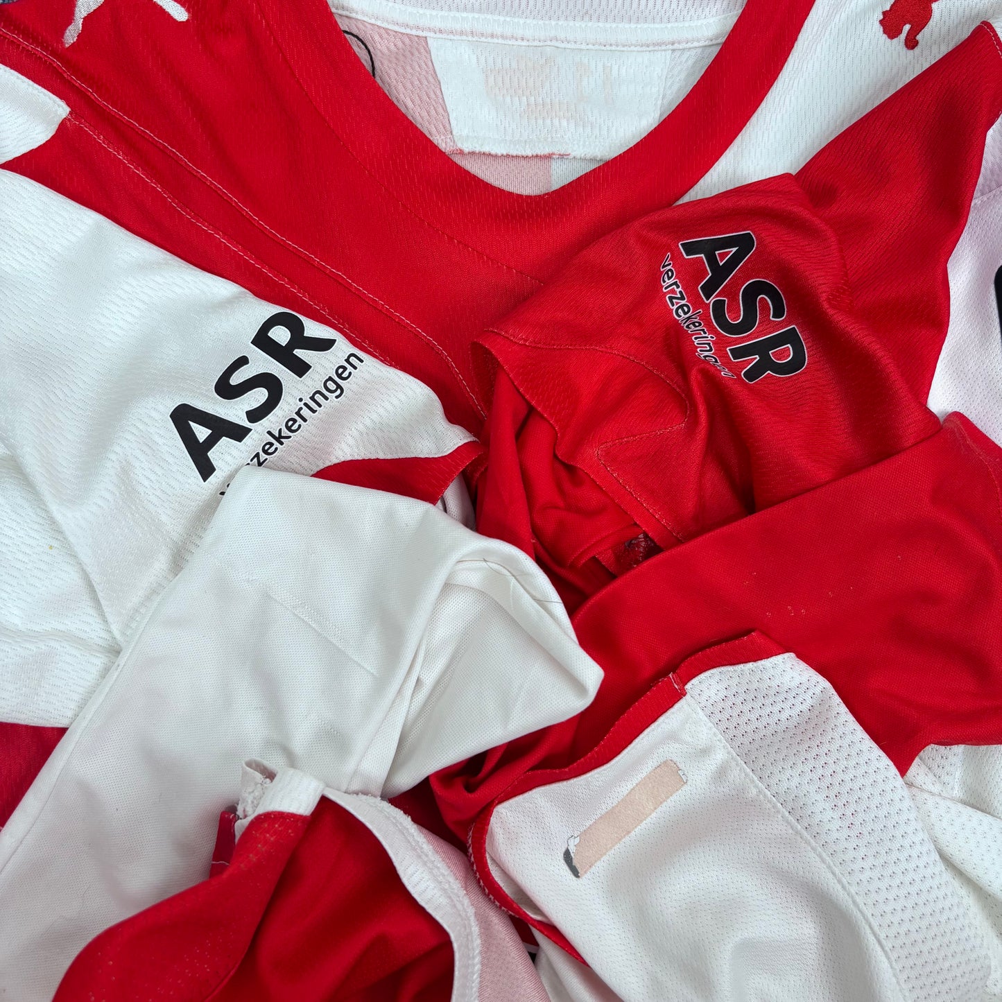 2009/10 Feyenoord Home Shirt - van Bronckhorst - M