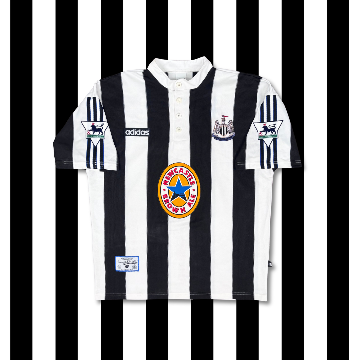 1996/97 Newcastle United Home Shirt - Shearer - L