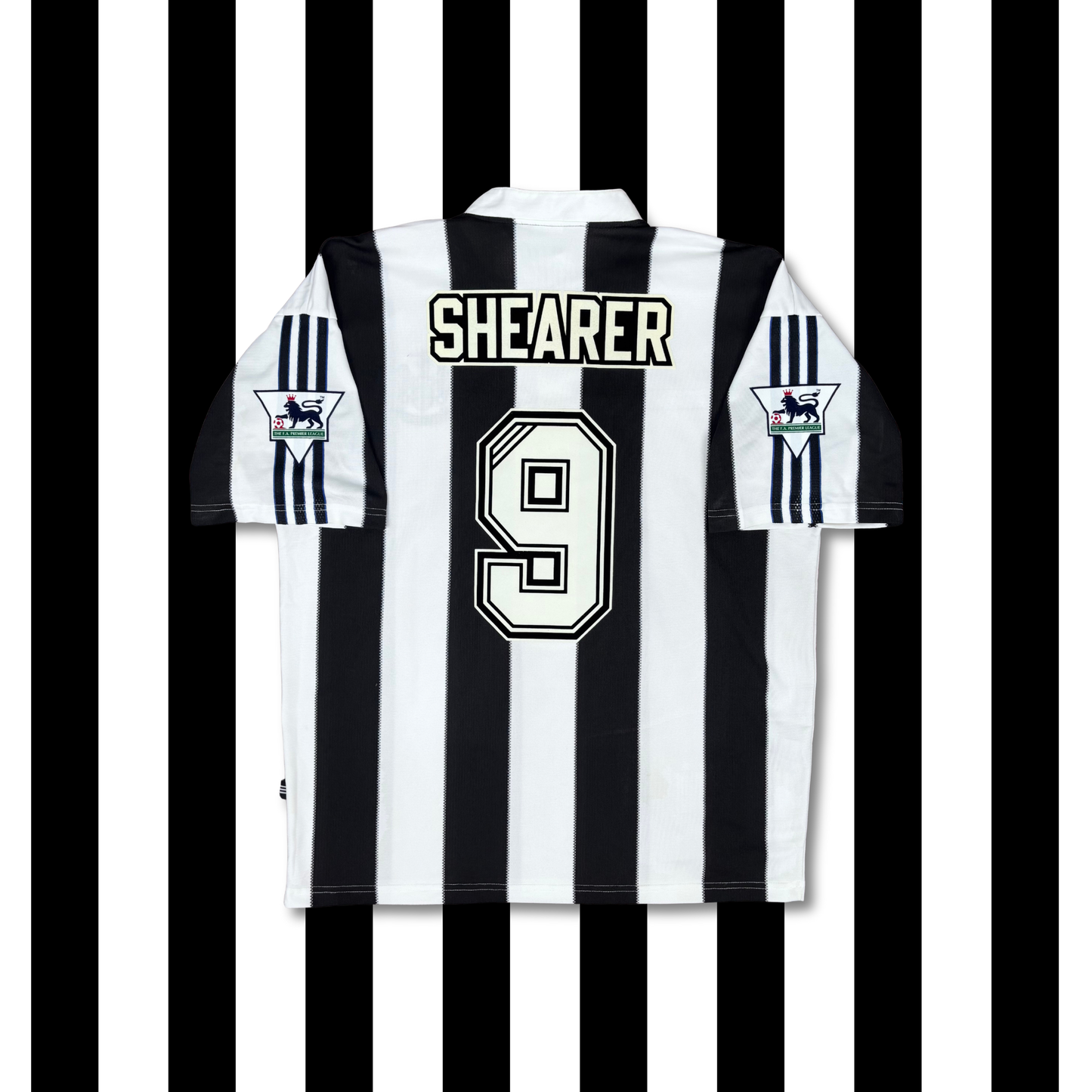 1996/97 Newcastle United Home Shirt - Shearer - L