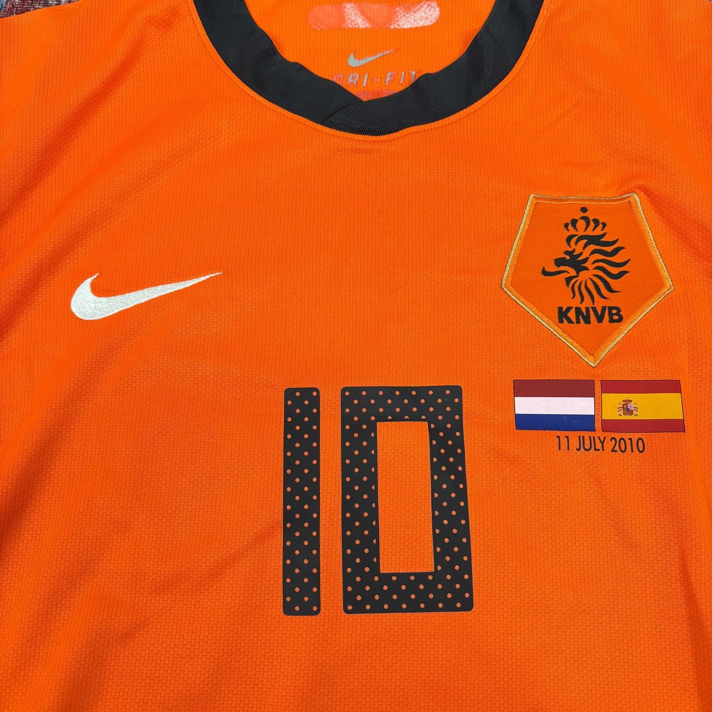 2010/11 Netherlands Home Shirt with Short - Sneijder - M
