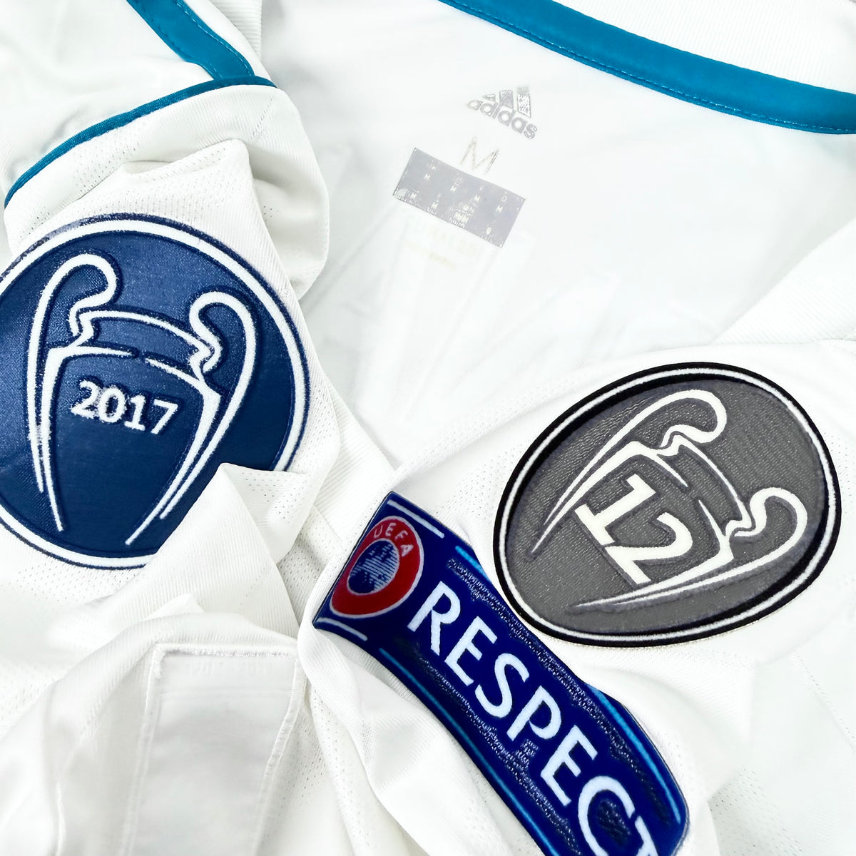 2017/18 Real Madrid Home Longsleeve Shirt - Cristiano Ronaldo - M