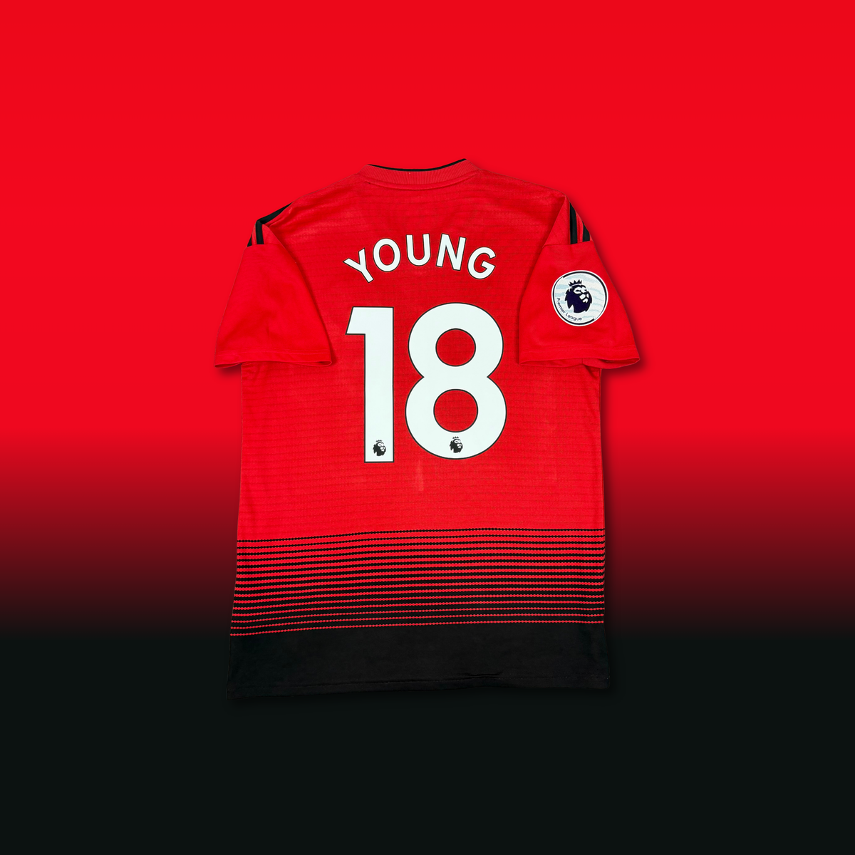 2018/19 Manchester United Home Shirt - Young - M