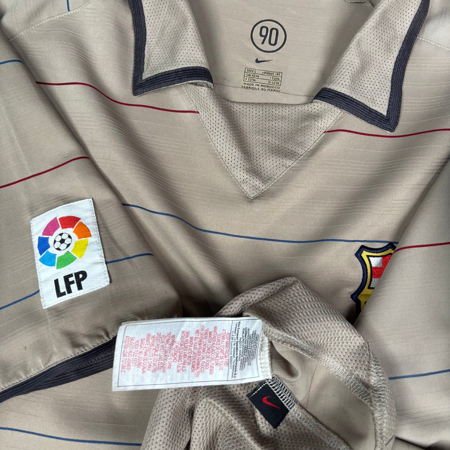 2003/04 Barcelona Away Shirt - Ronaldinho - L
