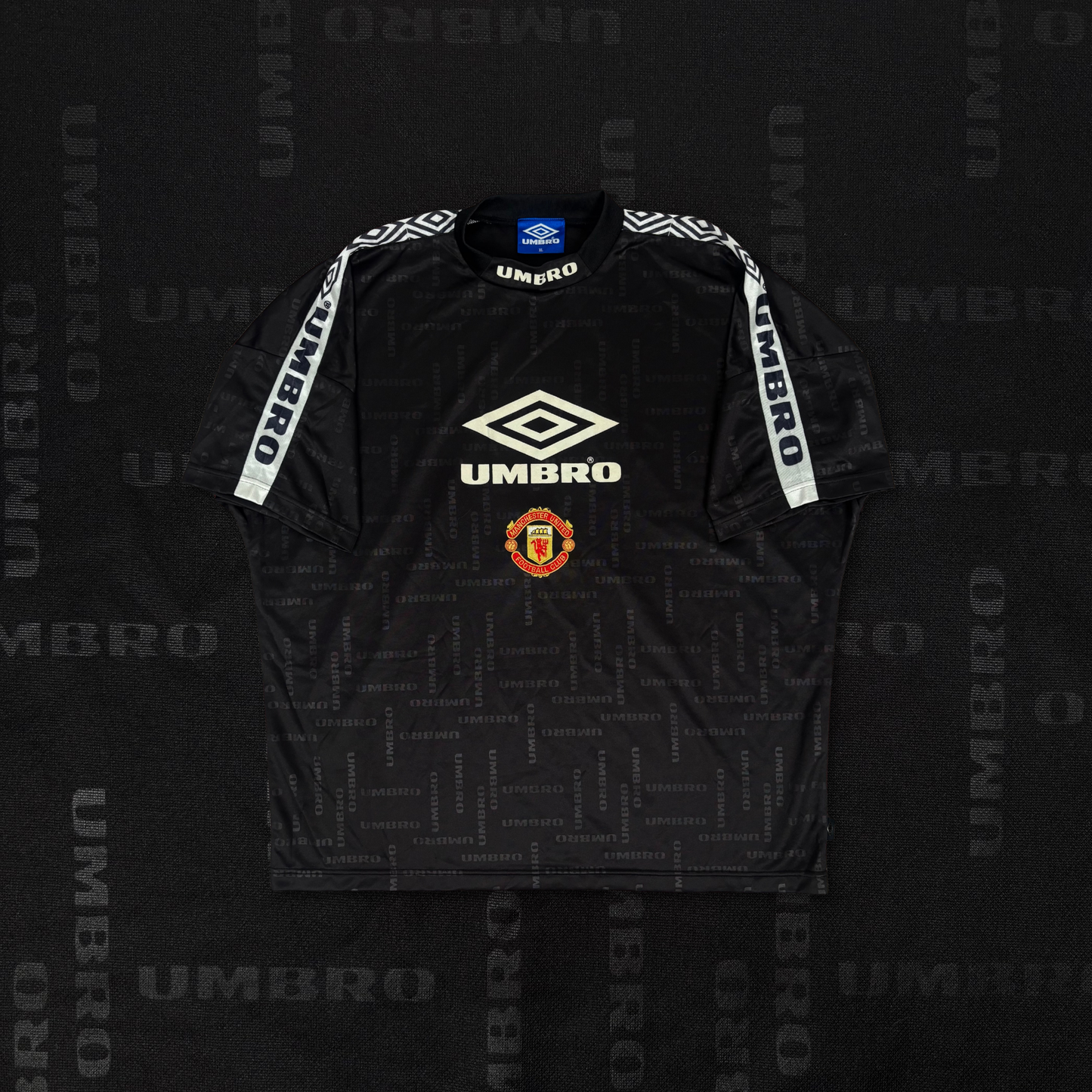 1998/99 Manchester United Training Shirt - XL