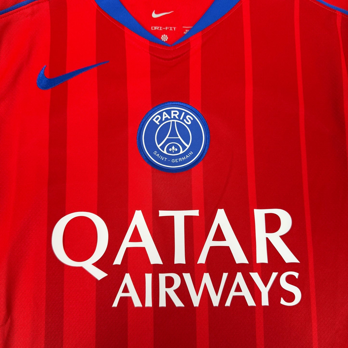2025/26 Paris Saint-Germain Third Shirt - Kvaratskhelia - New with Tag - L
