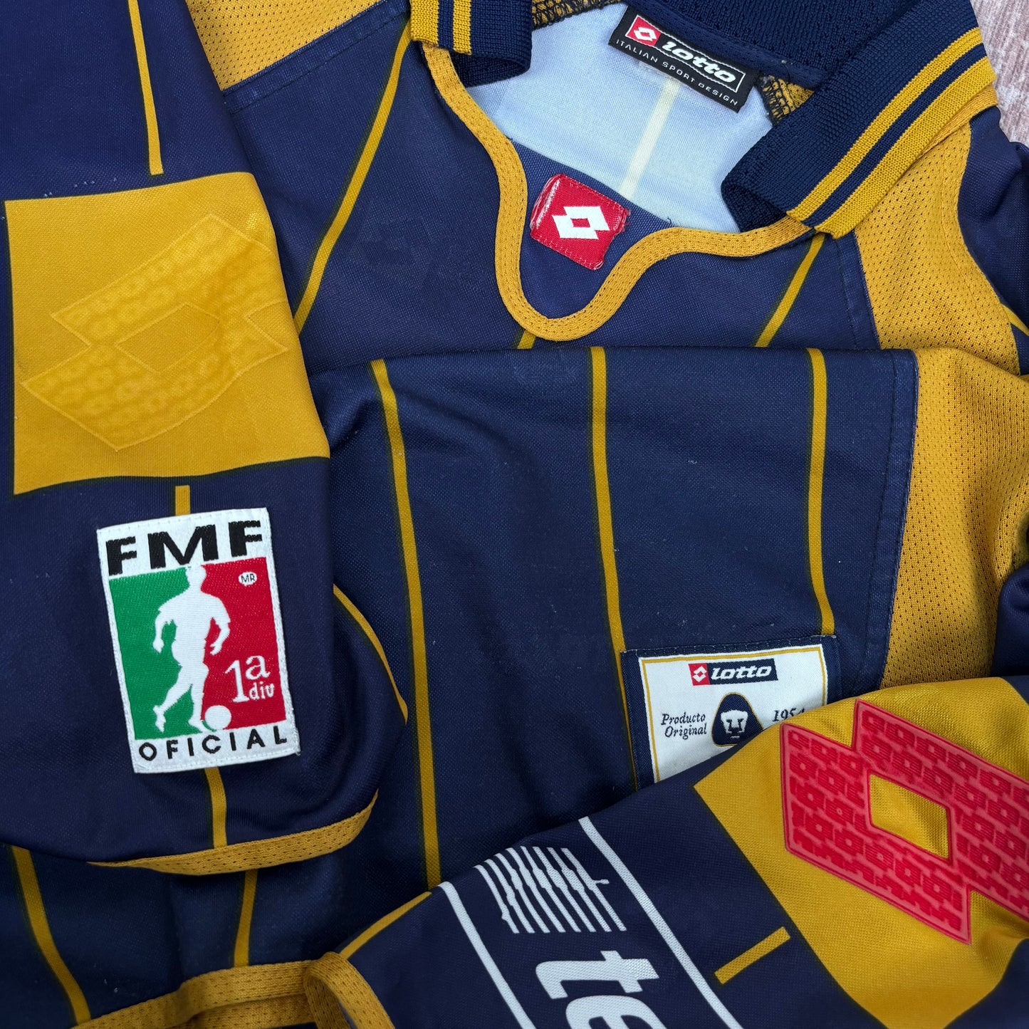 2003/04 Pumas UNAM Away Shirt - L