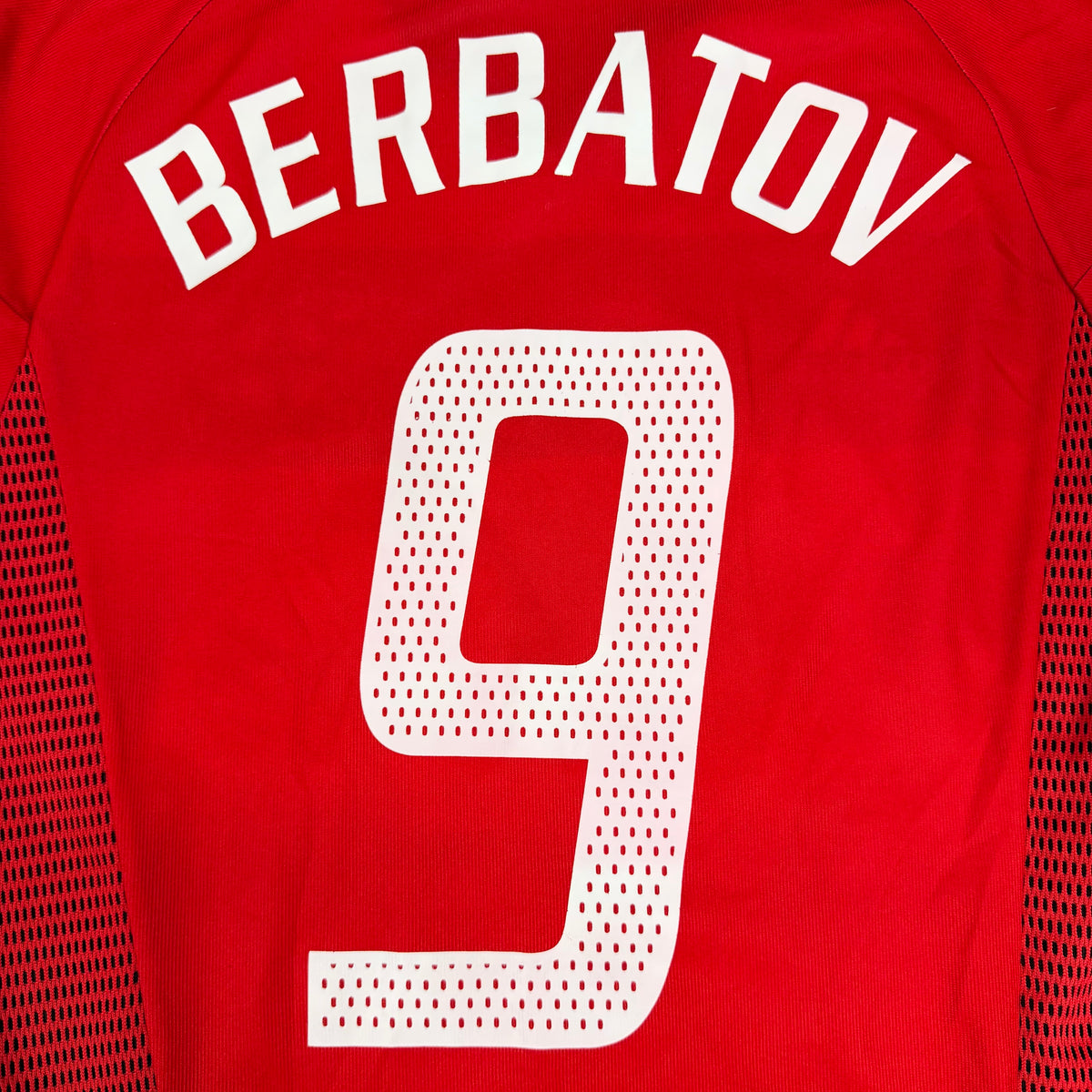 2003/04 Bayer Leverkusen Home Shirt - Berbatov - S