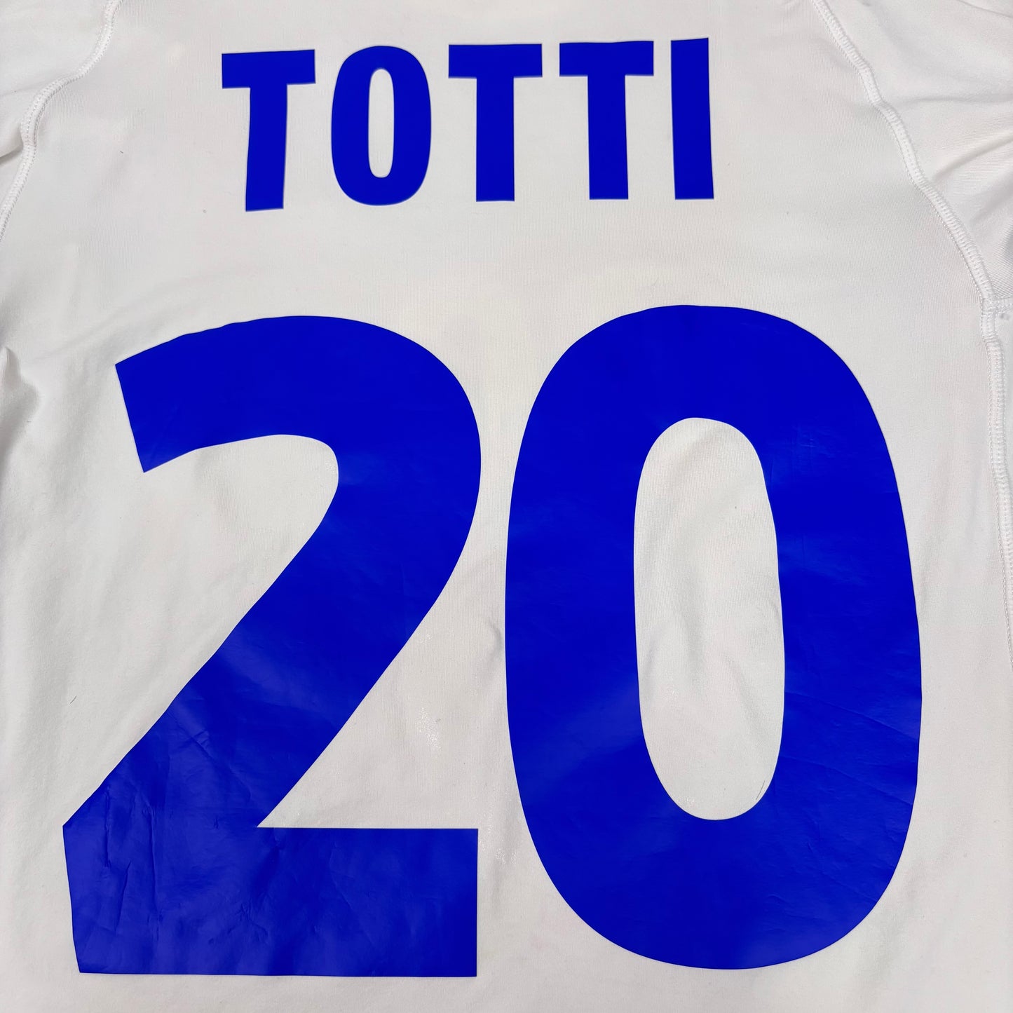 2000/01 Italy Away Longsleeve Shirt - Totti - M