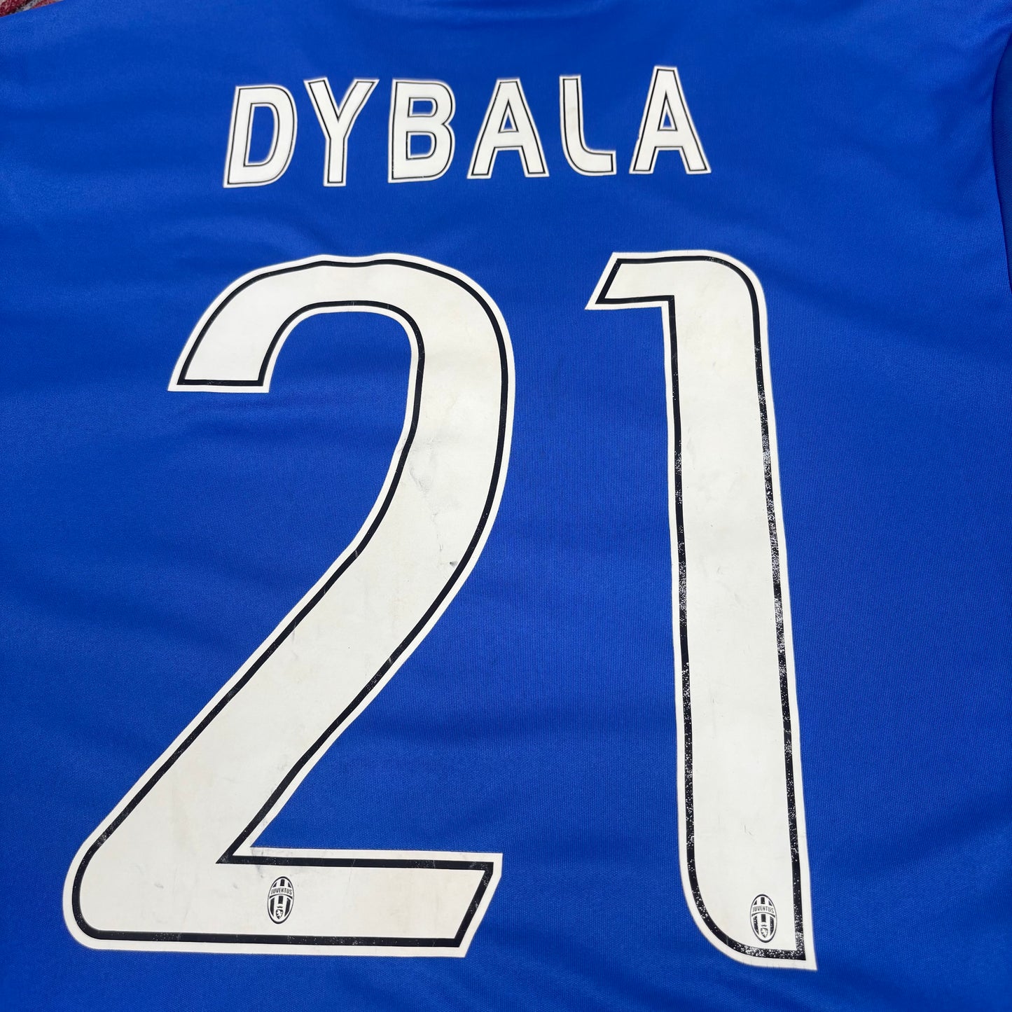2016/17 Juventus Away Shirt - Dybala - M