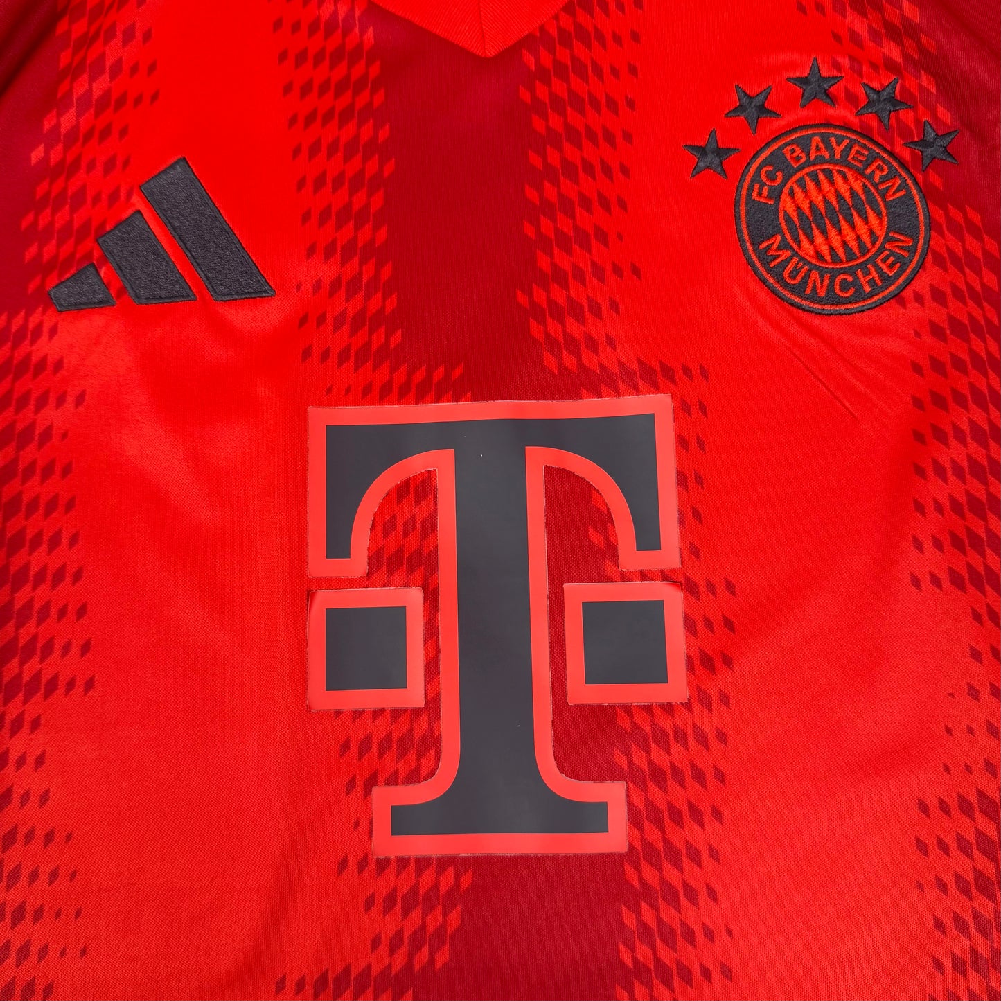 2024/25 Bayern Munich Home Shirt - Olise - L