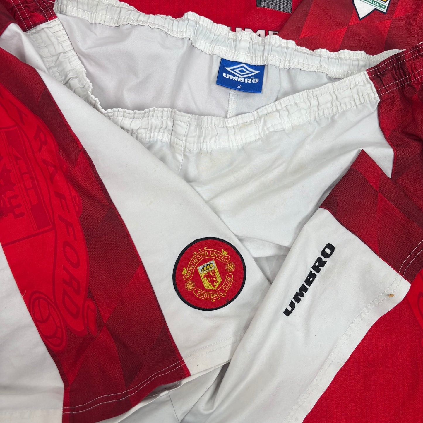 1996/97 Manchester United Home Shirt with Short - Cantona - XL
