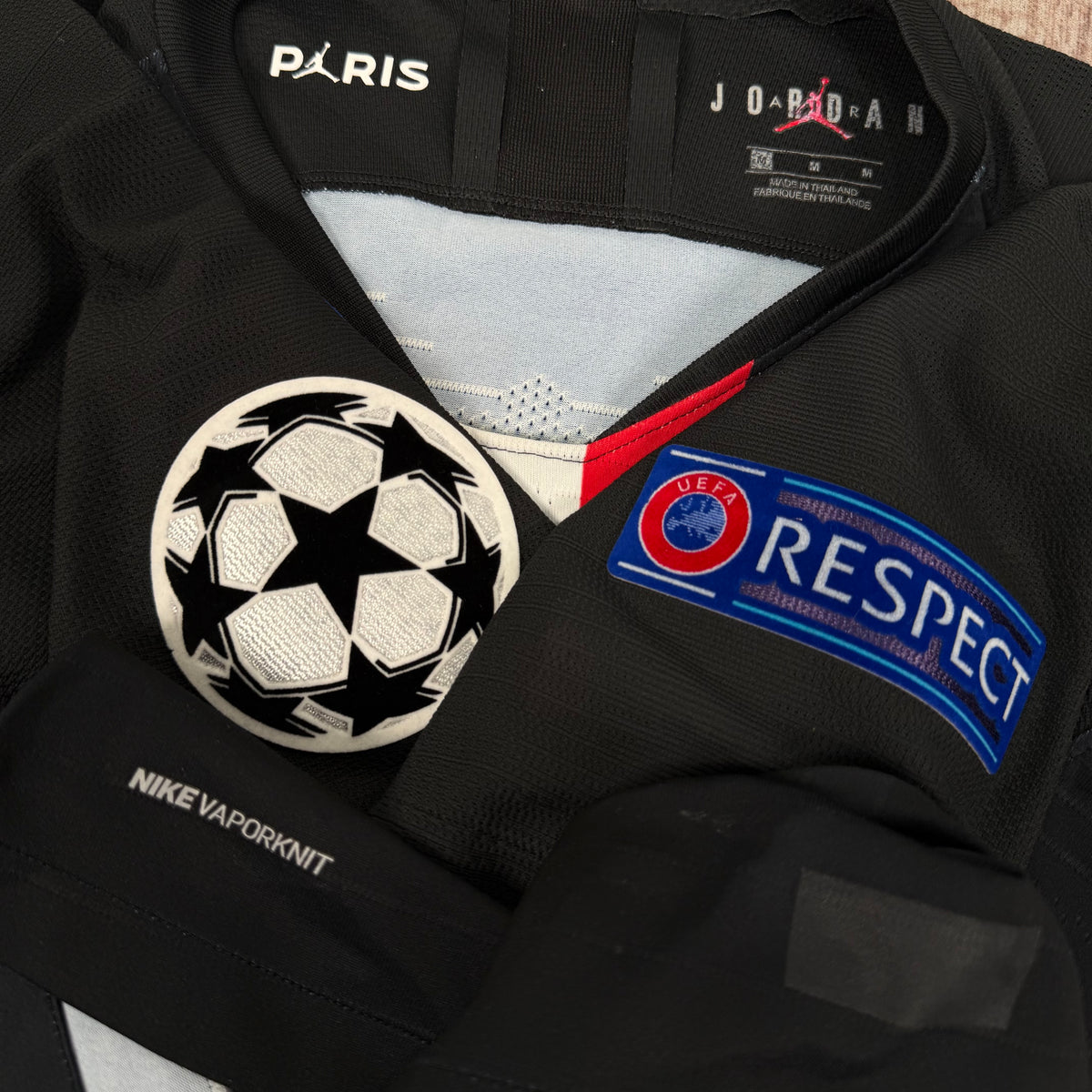 2019/20 Paris Saint-Germain Fourth Shirt - P2R - Mbappe - M