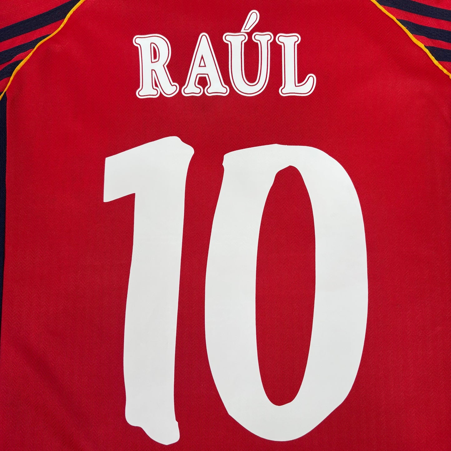 1998/99 Spain Home Shirt - Raul - M