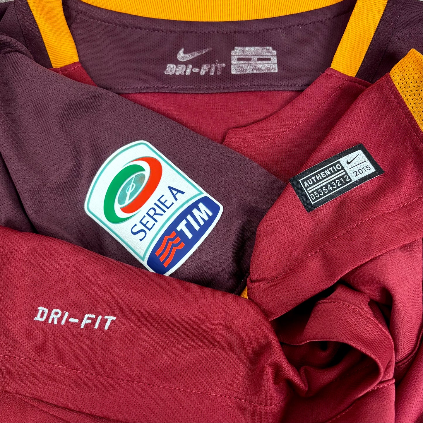 2015/16 AS Roma Home Shirt - Mo Salah - M