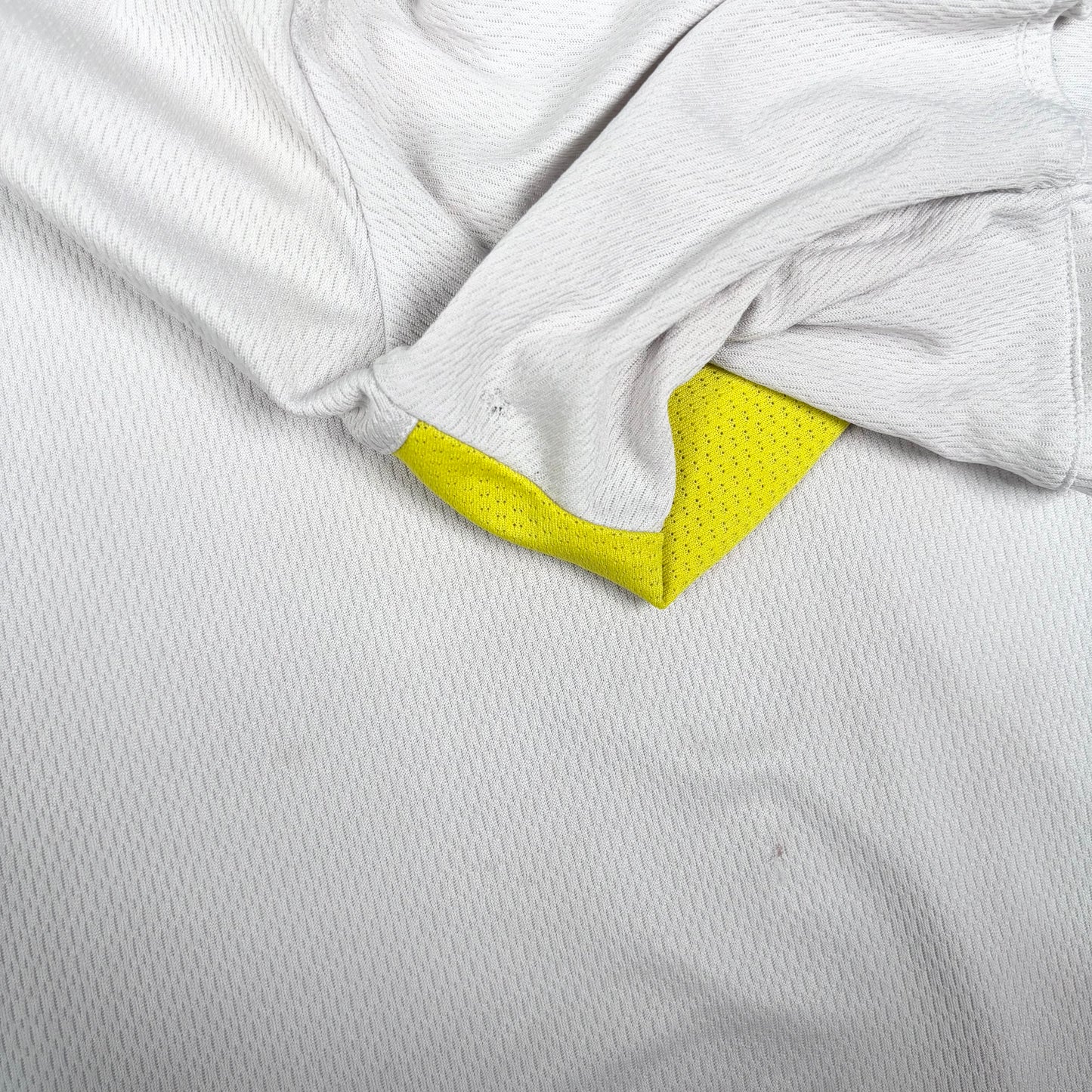 2009/10 Tottenham Hotspurs Home Shirt - Modric - L