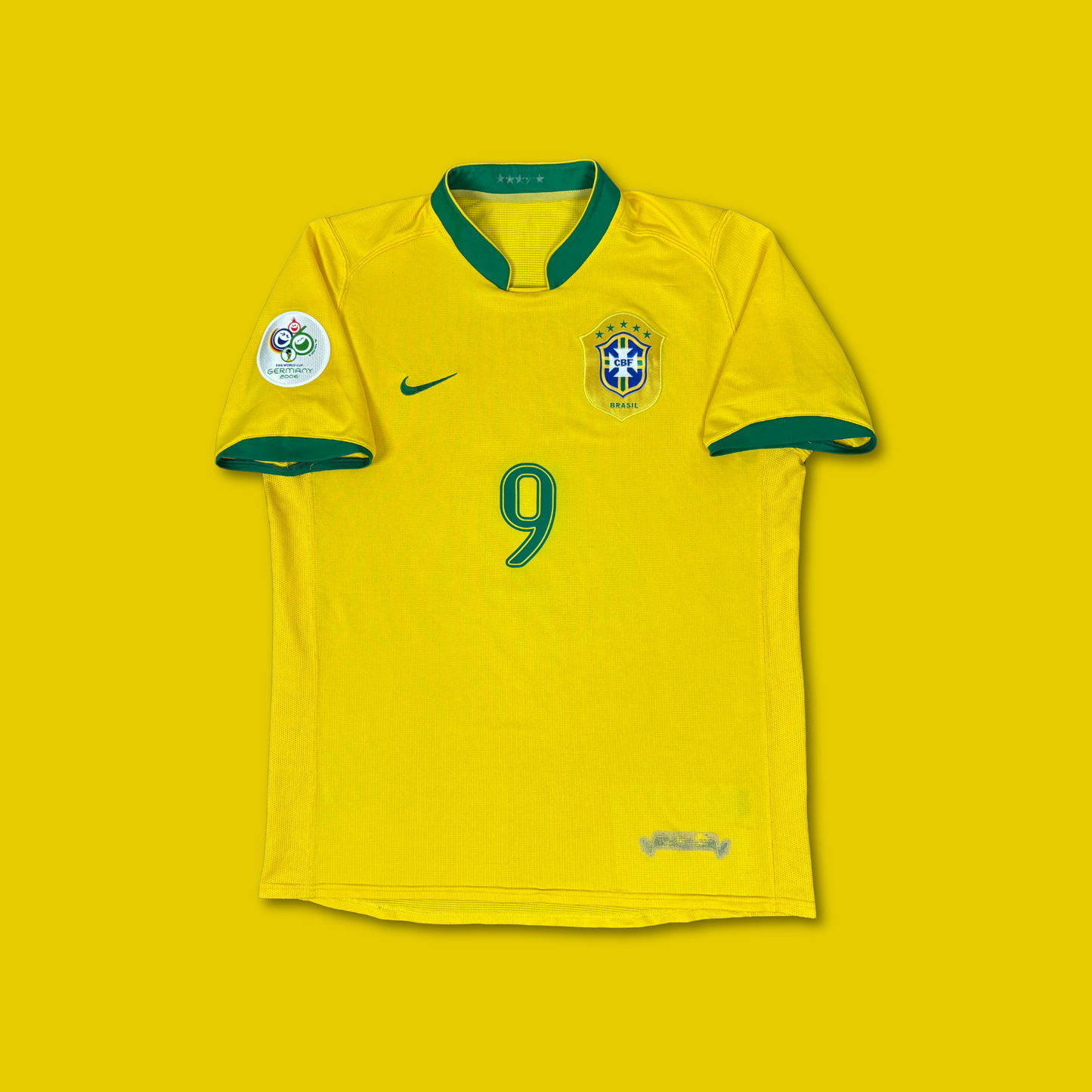 2006/07 Brazil Home Shirt - Ronaldo Nazario - L
