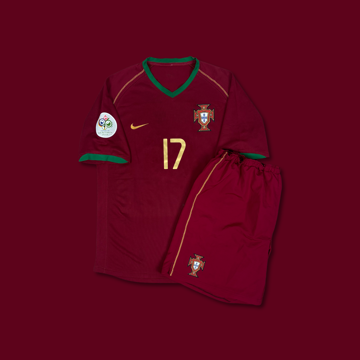 2006/07 Portugal Home Shirt with Short - Cristiano Ronaldo - M