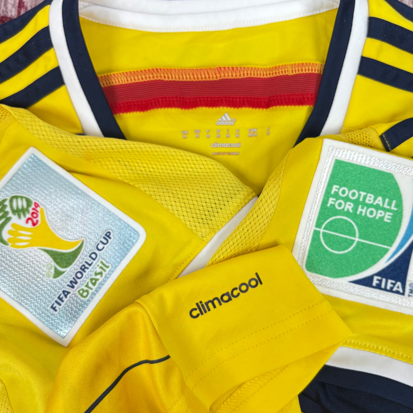2014/15 Colombia Home Shirt - James Rodriguez - M