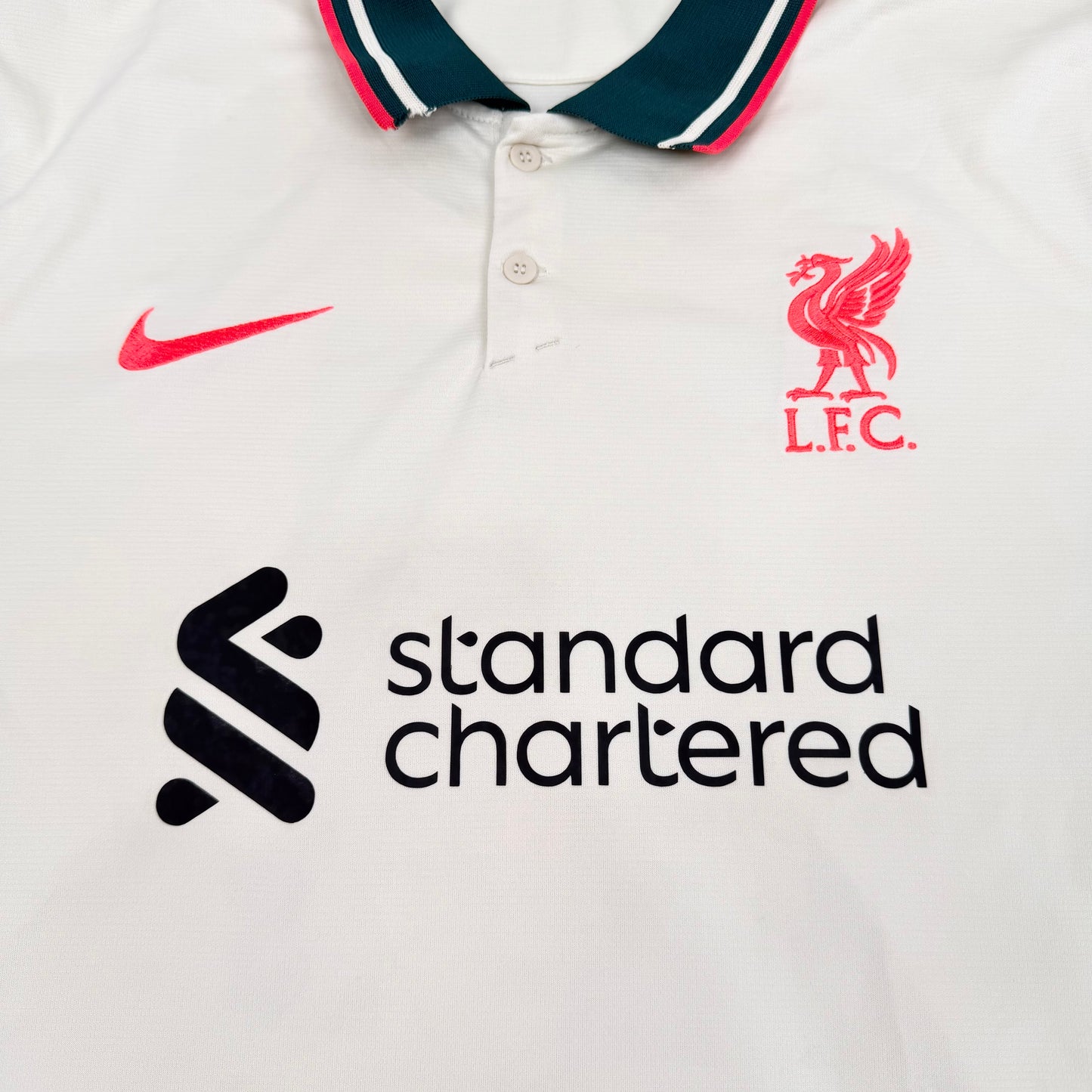 2021/22 Liverpool Away Shirt - Mo Salah - XL