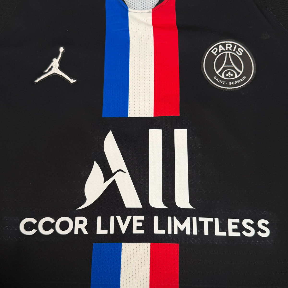2019/20 Paris Saint-Germain Fourth Shirt - P2R - Mbappe - M