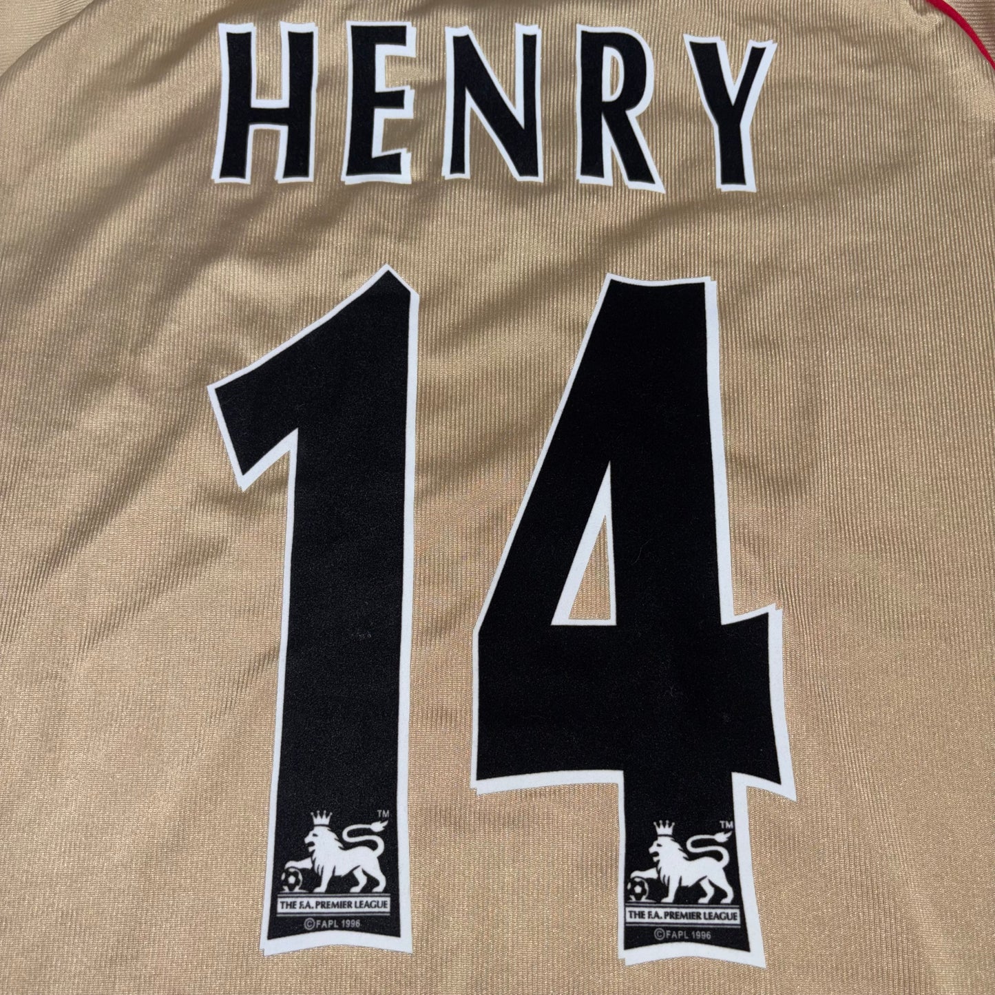 2001/02 Arsenal Away Shirt - Henry - L
