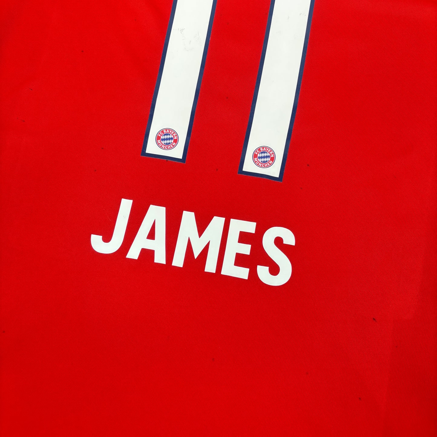 2018/19 Bayern Munich Home Shirt - James