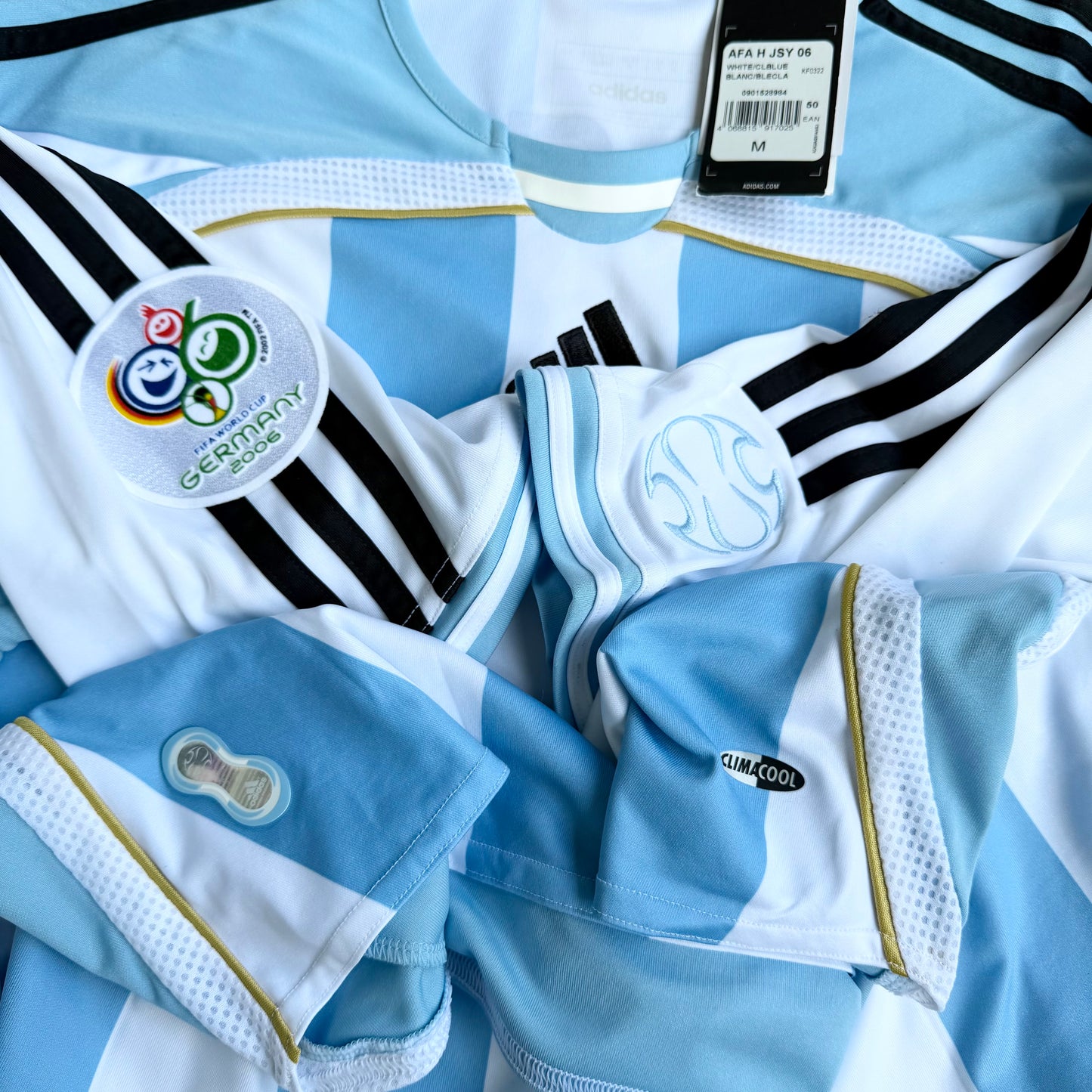 2006/07 Argentina Home Shirt - Messi - M - New with Tag