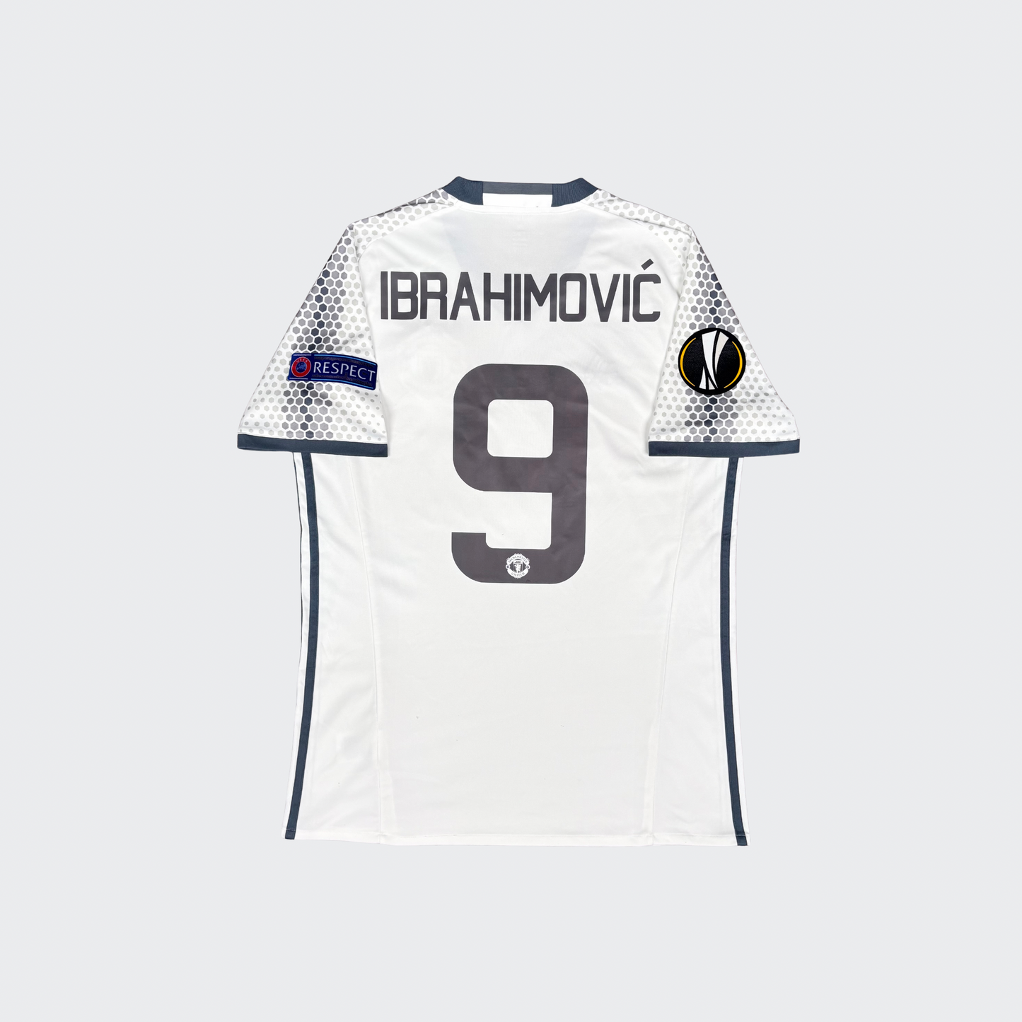 2016/17 Manchester United Away Shirt - Ibrahimovic - M