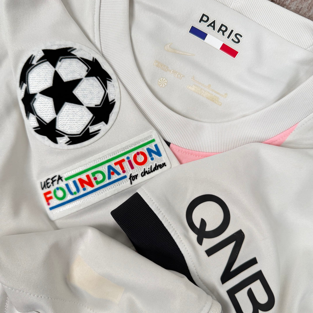 2021/22 Paris Saint-Germain Away Shirt - Messi - L