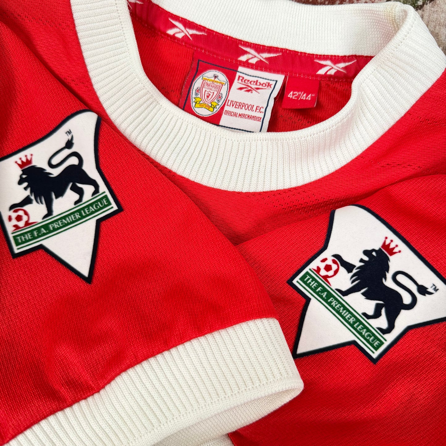 1998/99 Liverpool Home Shirt - Gerrard - L