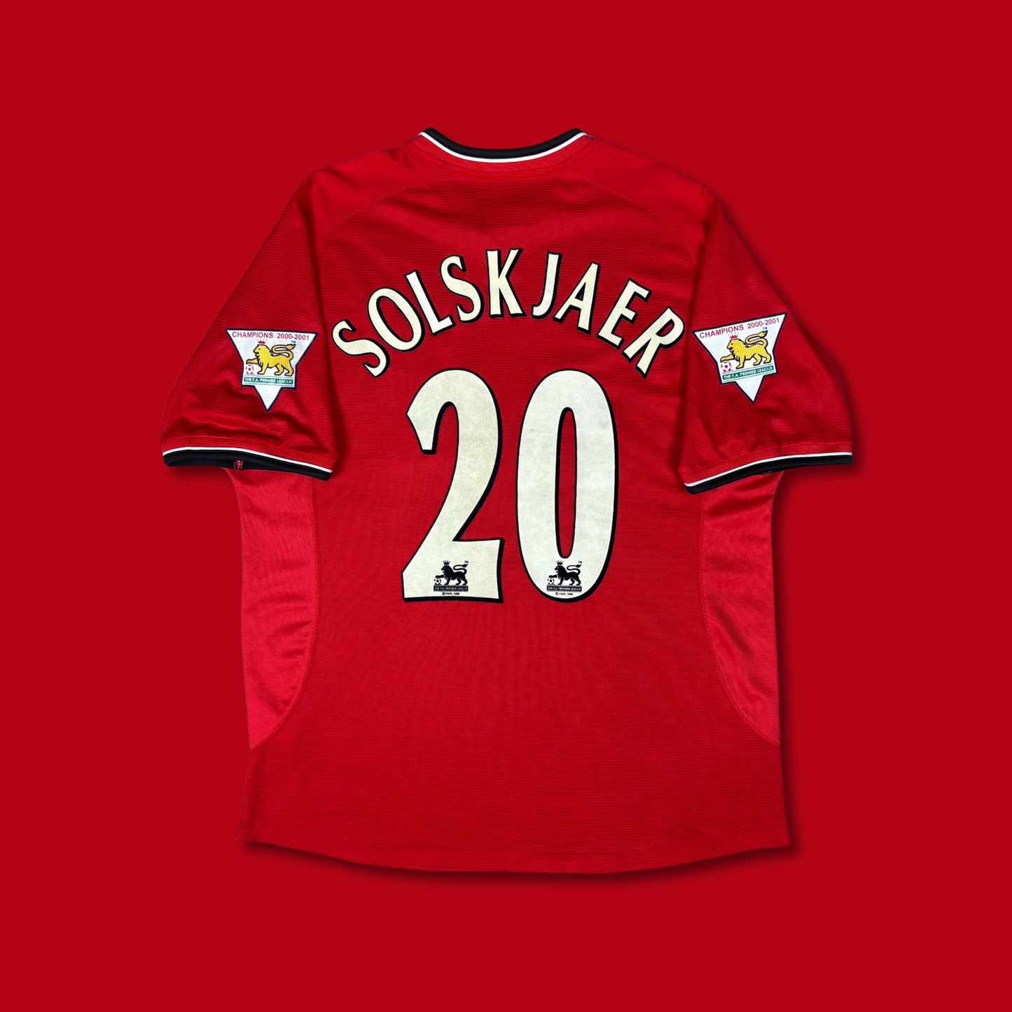 2001/02 Manchester United Home Shirt - Solskjaer - L