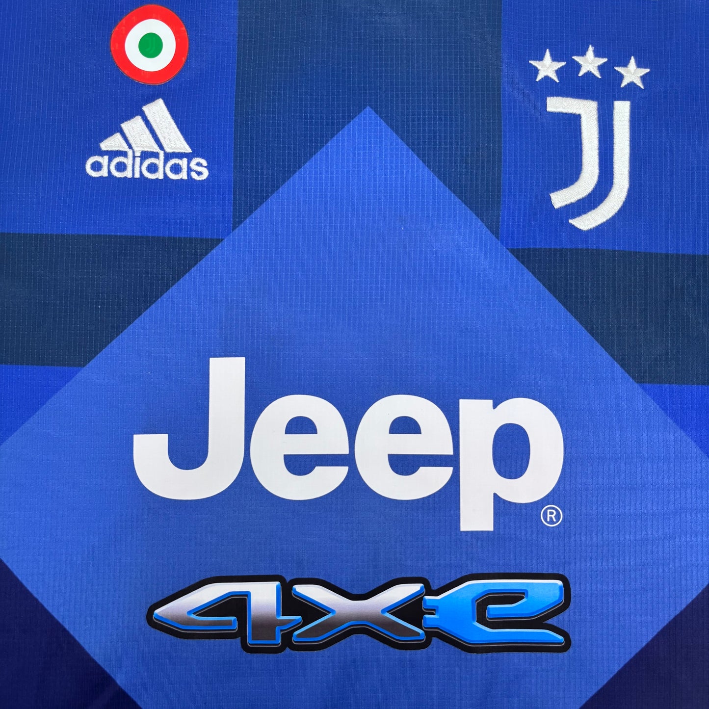 2021/22 Juventus Fourth x Kobra Shirt - De Ligt - S
