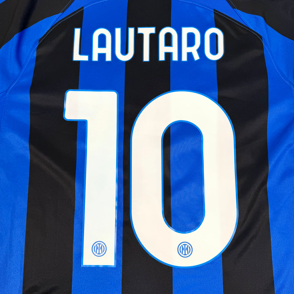 2022/23 Inter Milan Home Shirt - Lautaro - L