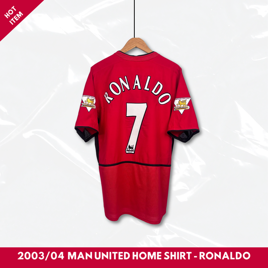 2003/04 Manchester United Home Shirt - Ronaldo - L
