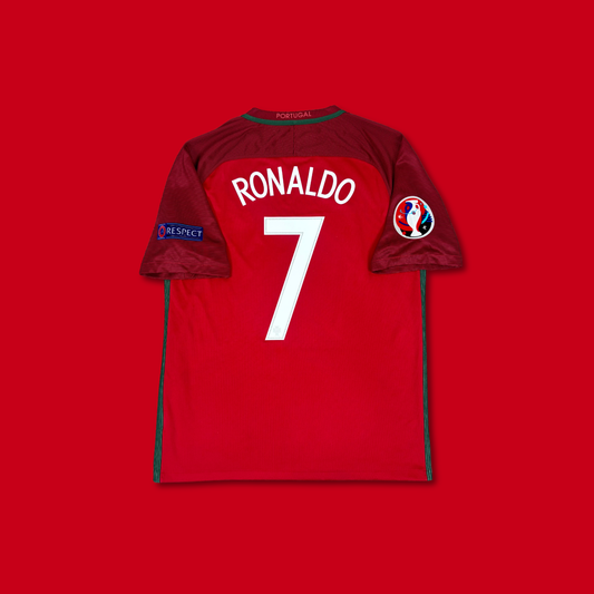 2016/17 Portugal Home Shirt - Cristiano Ronaldo - L