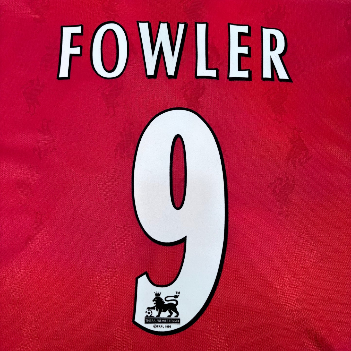 1997/98 Liverpool Home Shirt - Fowler - M