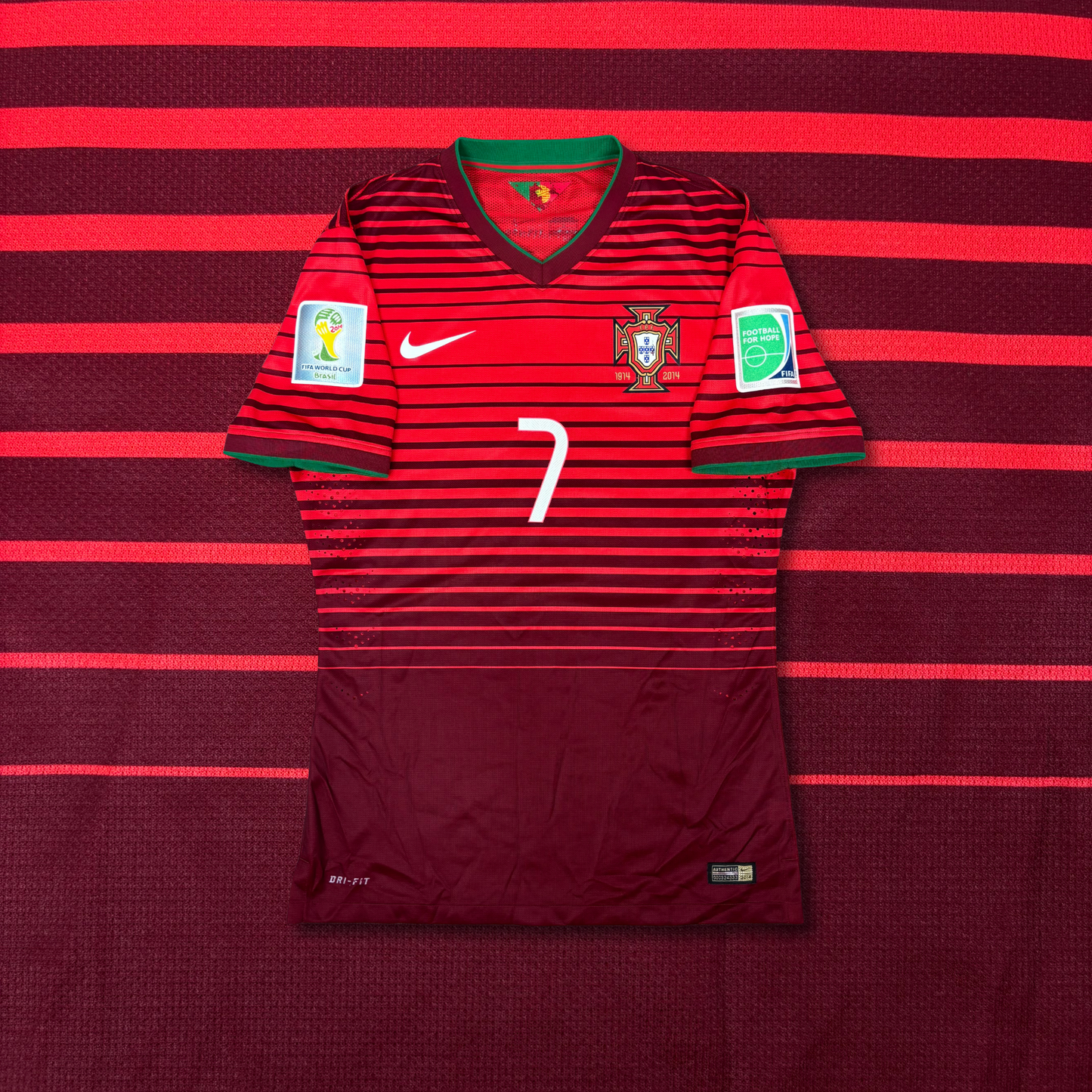 2014/15 Portugal Home Shirt Player Issue - Ronaldo - M