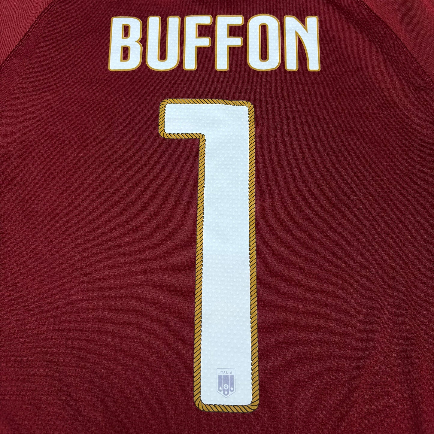 2014/15 Italy Goalkeeper Shirt - Buffon - M - New with Tag