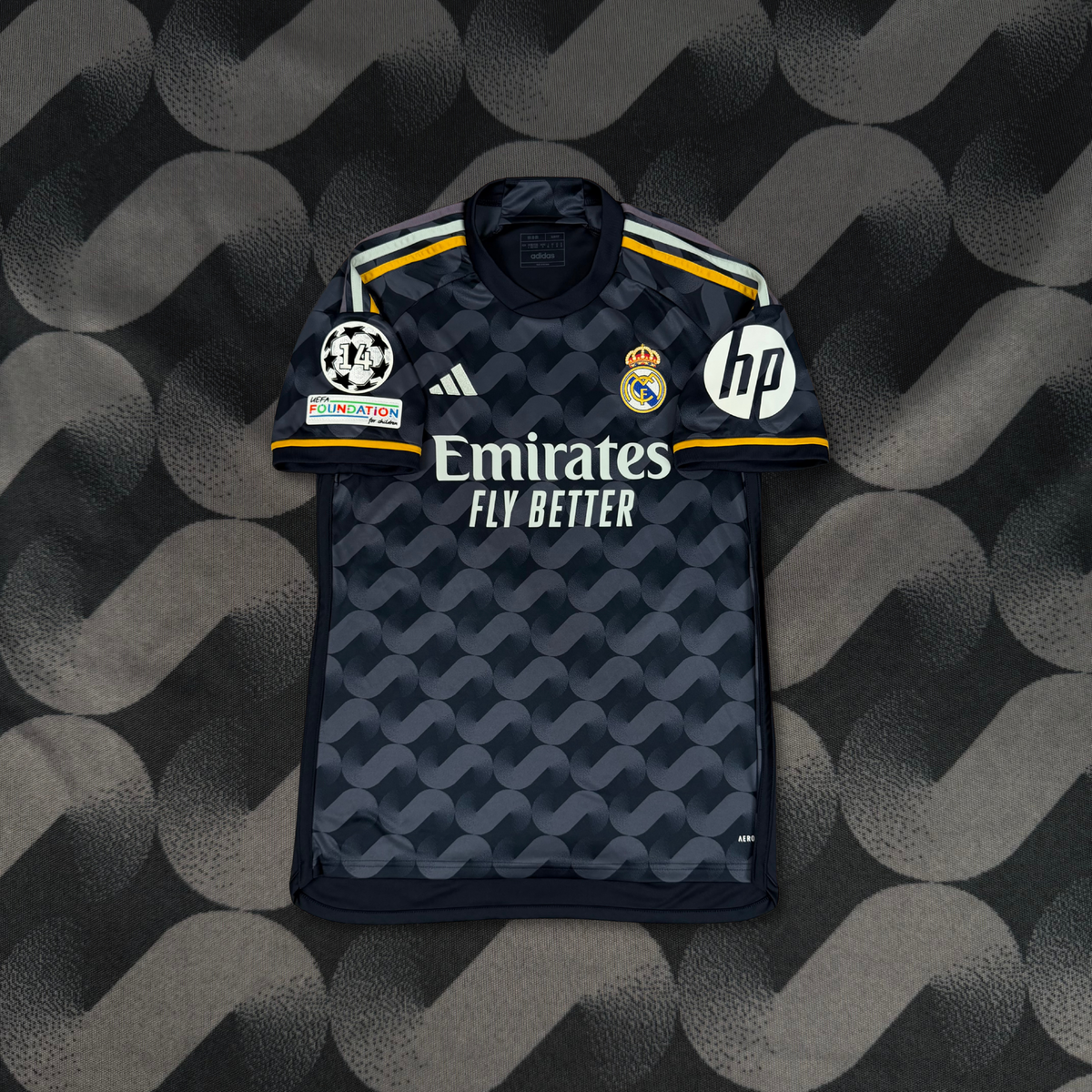 2023/24 Real Madrid Away Shirt - Bellingham - M