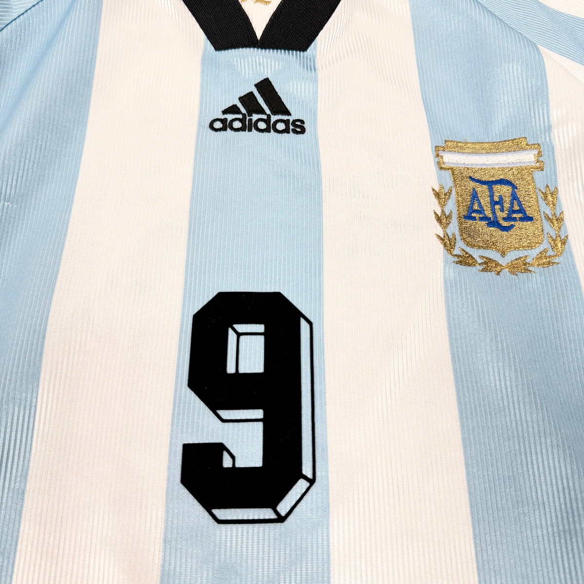 1998/99 Argentina Home Shirt - Batistuta - L