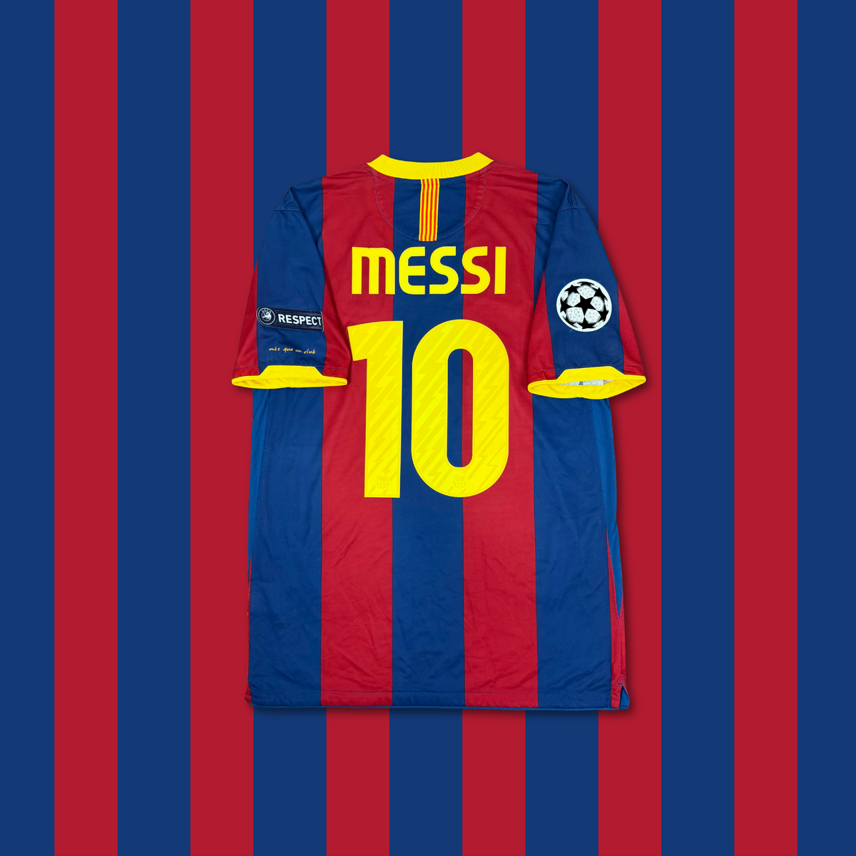 2010/11 Barcelona Home Shirt - Messi - M