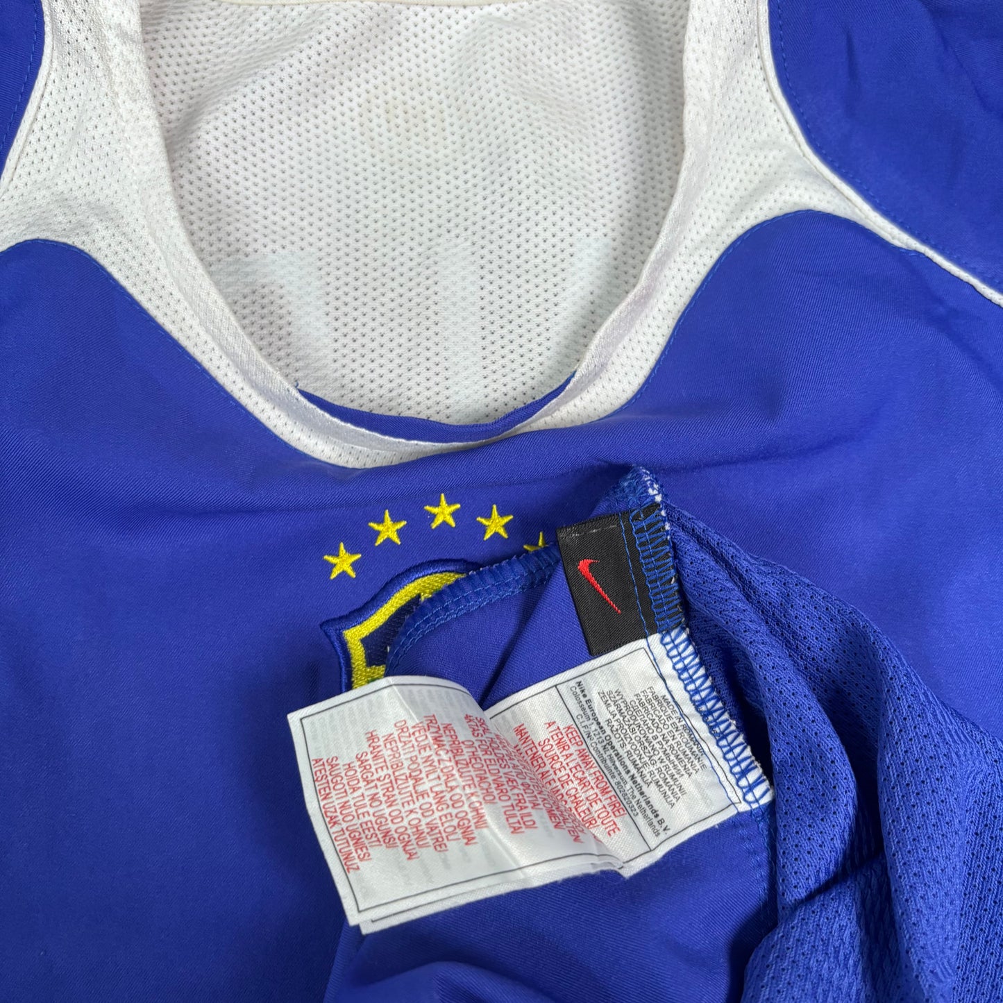 2004/05 Brazil Away Shirt - Ronaldinho - M