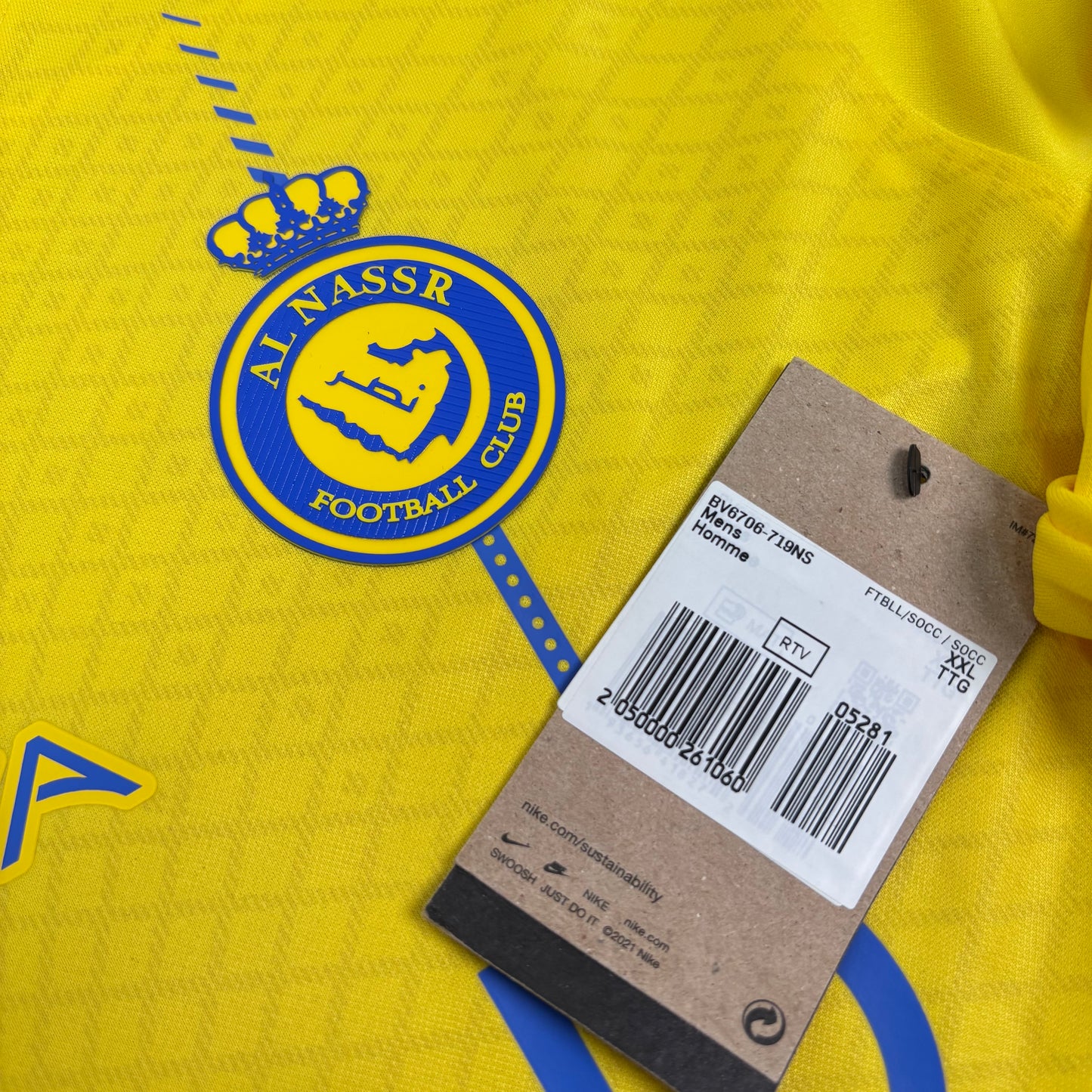 2023/24 Al Nassr Home Longsleeve Shirt - Cristiano Ronaldo - XXL - New with Tag