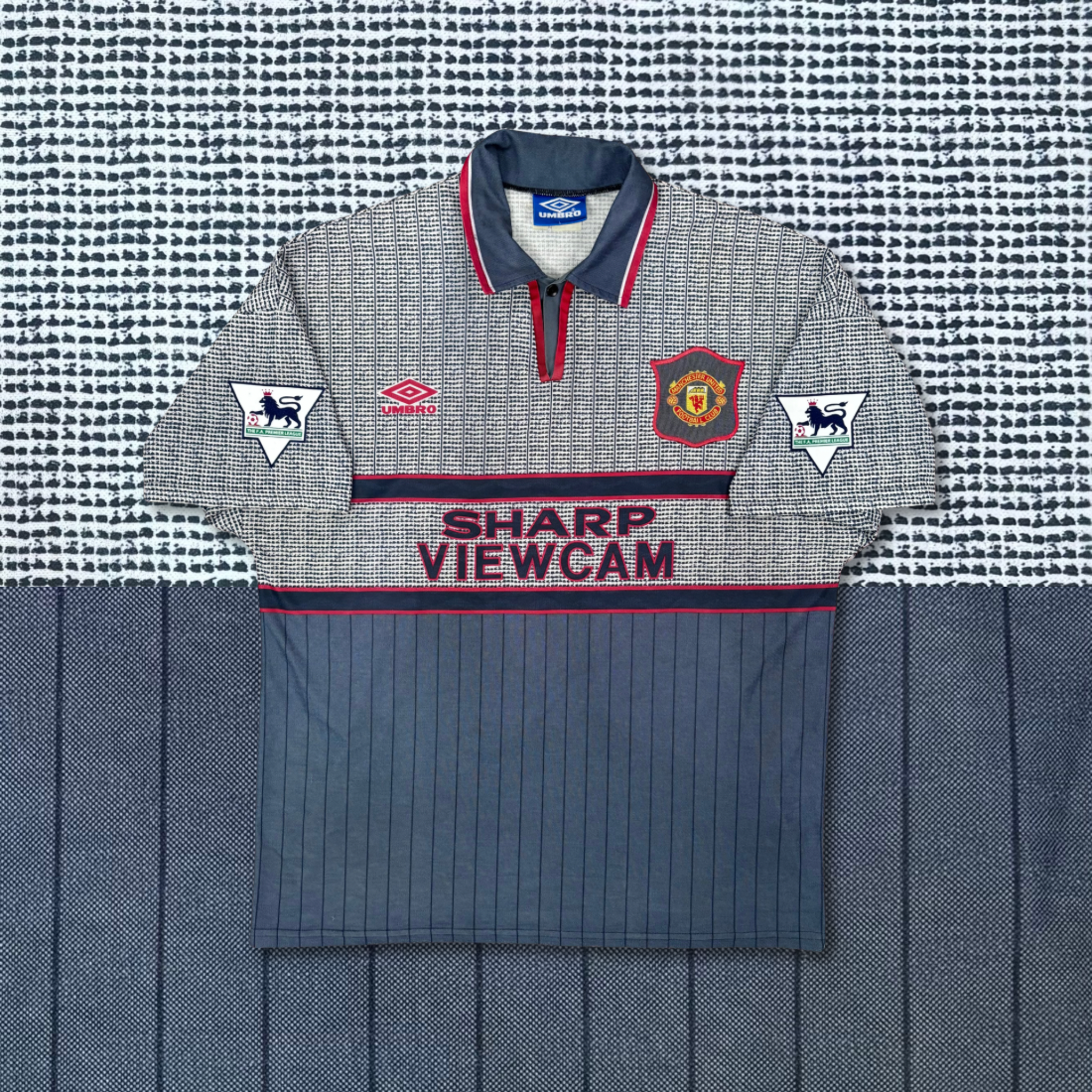 1995/96 Manchester United Away Shirt - Beckham - L