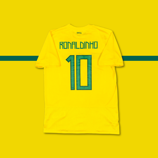 2011/12 Brazil Home Shirt - Ronaldinho - M