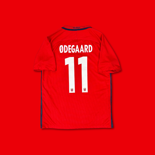 2016/17 Norway Home Shirt - Odegaard - M