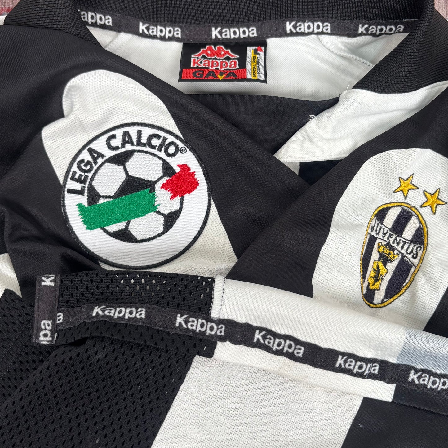 1997/98 Juventus Home Shirt - Zidane - M